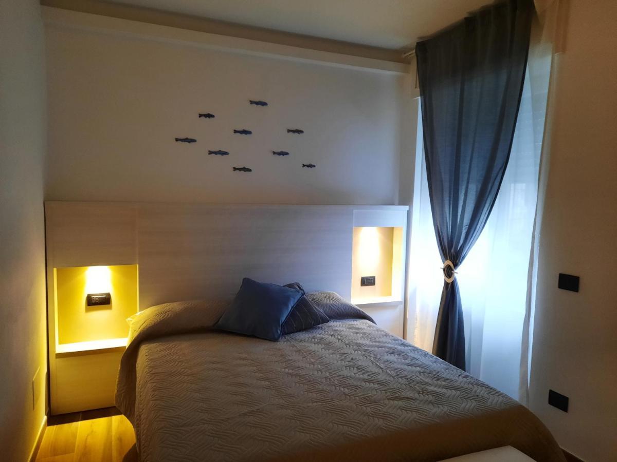 La Casa Del Capitano Apartment เลวานโต ภายนอก รูปภาพ