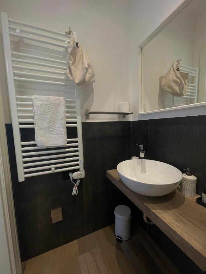 La Casa Del Capitano Apartment เลวานโต ภายนอก รูปภาพ