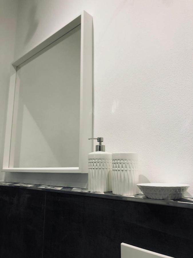 La Casa Del Capitano Apartment เลวานโต ภายนอก รูปภาพ