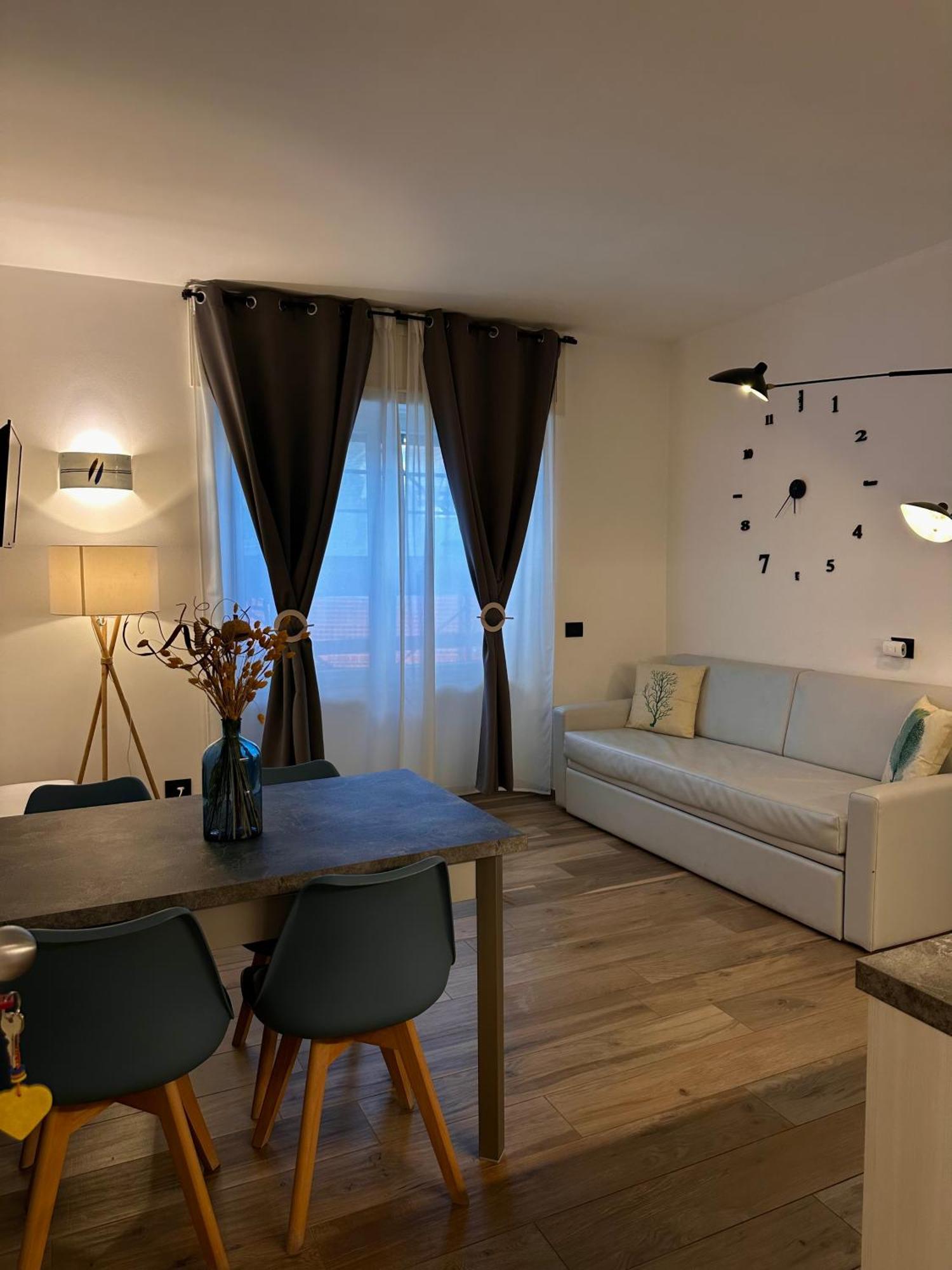 La Casa Del Capitano Apartment เลวานโต ภายนอก รูปภาพ