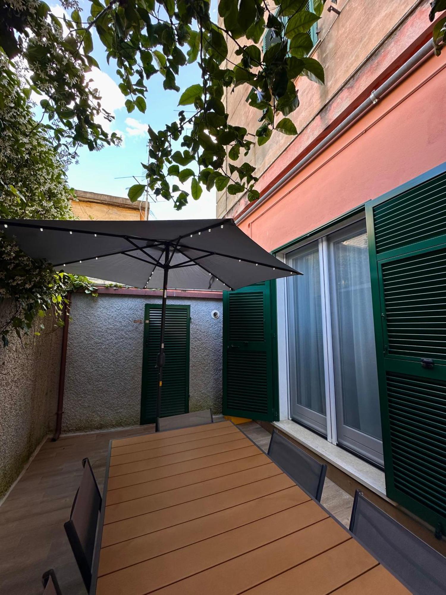 La Casa Del Capitano Apartment เลวานโต ภายนอก รูปภาพ